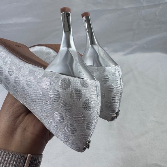 New J.Renee Women Kanan Silver Polka Dot Fabric Heels Pumps Dress Shoes Size 10M - Picture 7 of 14